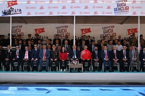 Diyarbakır'da, 19 Mayıs Atatürk'ü Anma Gençlik ve Spor Bayramı Coşkuyla Kutlandı